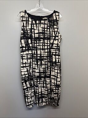 NWT Teaberry Sleeveless Black & White Grid Abstract Print Midi Dress